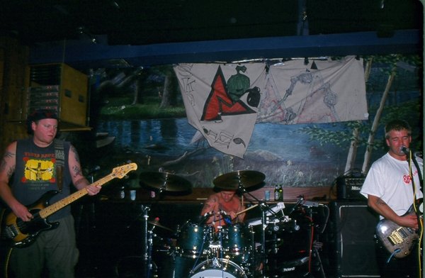 Sublime performing at the Wetlands, 1995