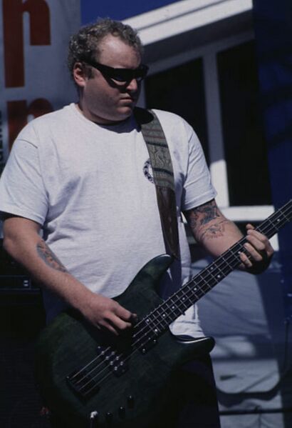 File:Eric Board Aid 3 Steve Eichner.jpg